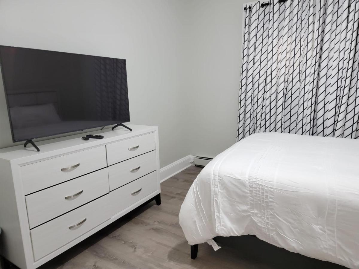 Room For Rent In Apartment Hartford Ngoại thất bức ảnh
