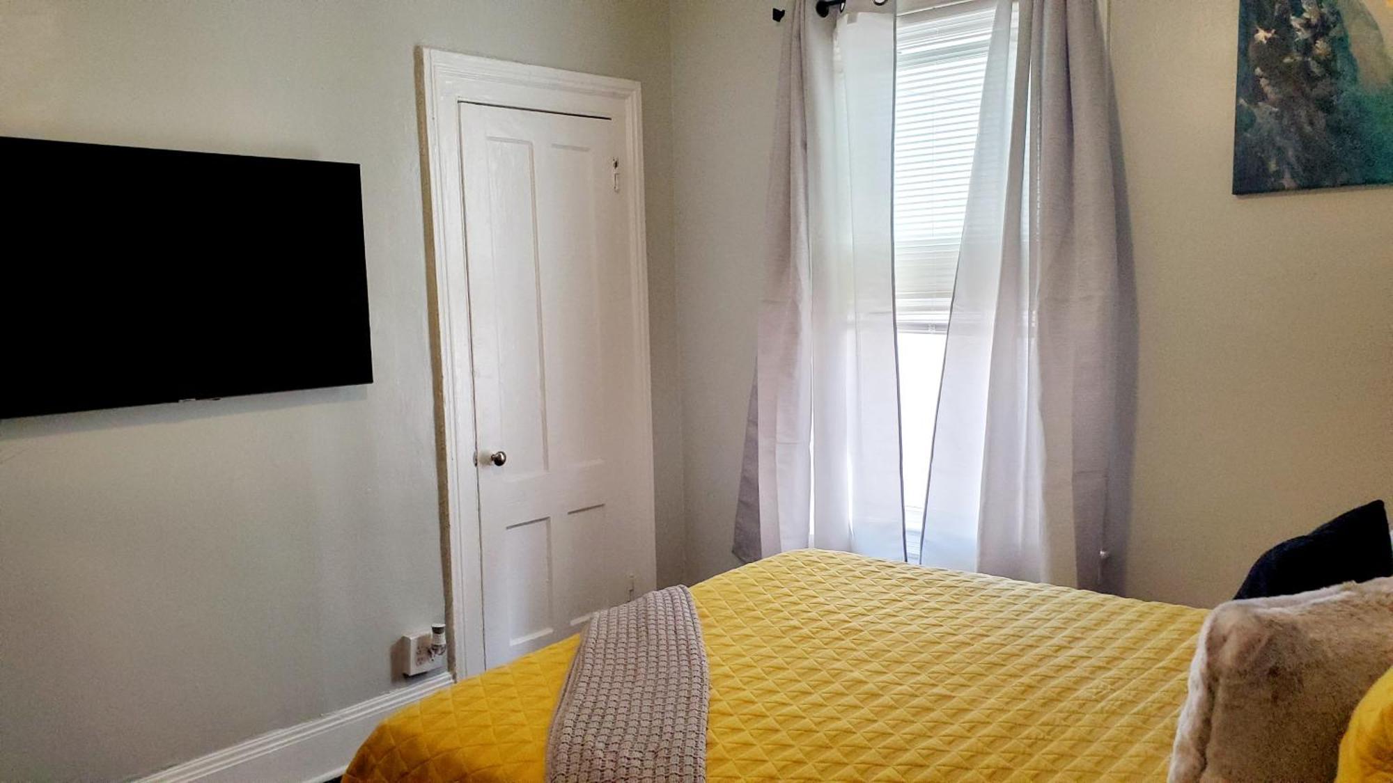 Room For Rent In Apartment Hartford Ngoại thất bức ảnh